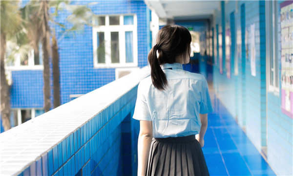 路南如何找到一个可以帮助我生孩子的女人？