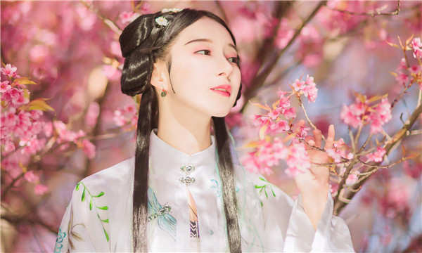 路南供卵试管婴儿：助您实现家庭梦想的科学方案